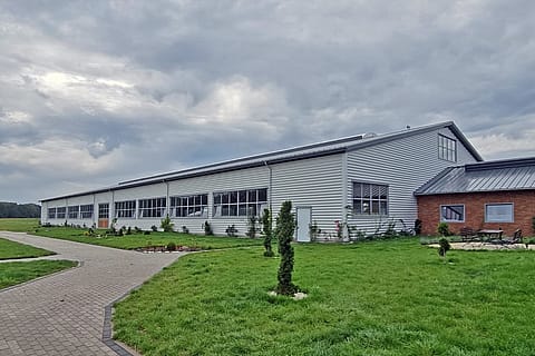 Ujeżdżalnia konna - Jelcz-Laskowice