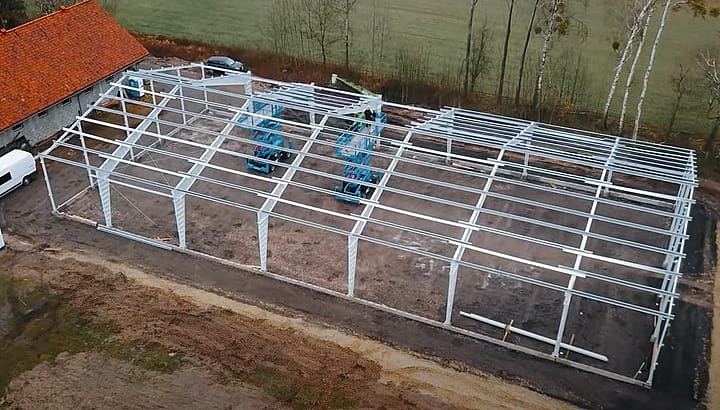 Budowa ujeżdżalni konnej | Borga